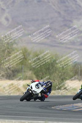 media/Oct-30-2025-Racers Edge (Thu) [[dabbdaf680]]/2-A Group/Session 5 (Turn 6)/